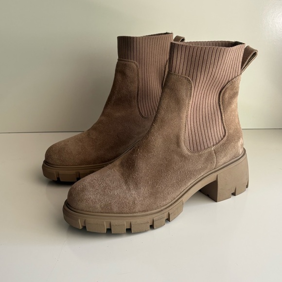 New Steve Madden Hayle Chelsea Boot Size 9M - Picture 8 of 8